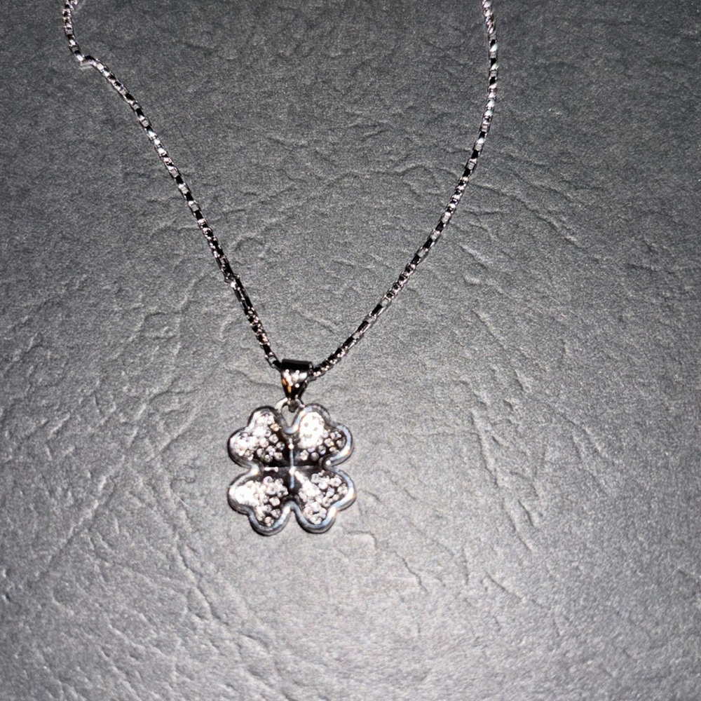 Baublebar White GP Stainless Steel Four Leaf Clover Pendant 18" Chain Necklace - Picture 12 of 13